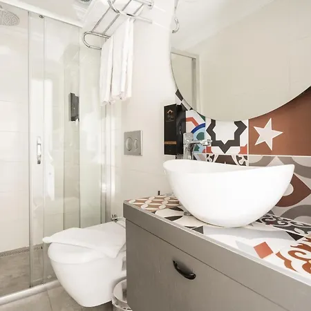 Pleasant Flat Near Hadrians Gate Appartement Antalya